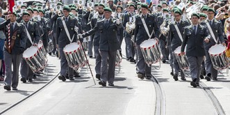 Geldstrafe wegen schiefen Tönen: Die Armee büsste schon drei Musiker, die falsch spielten