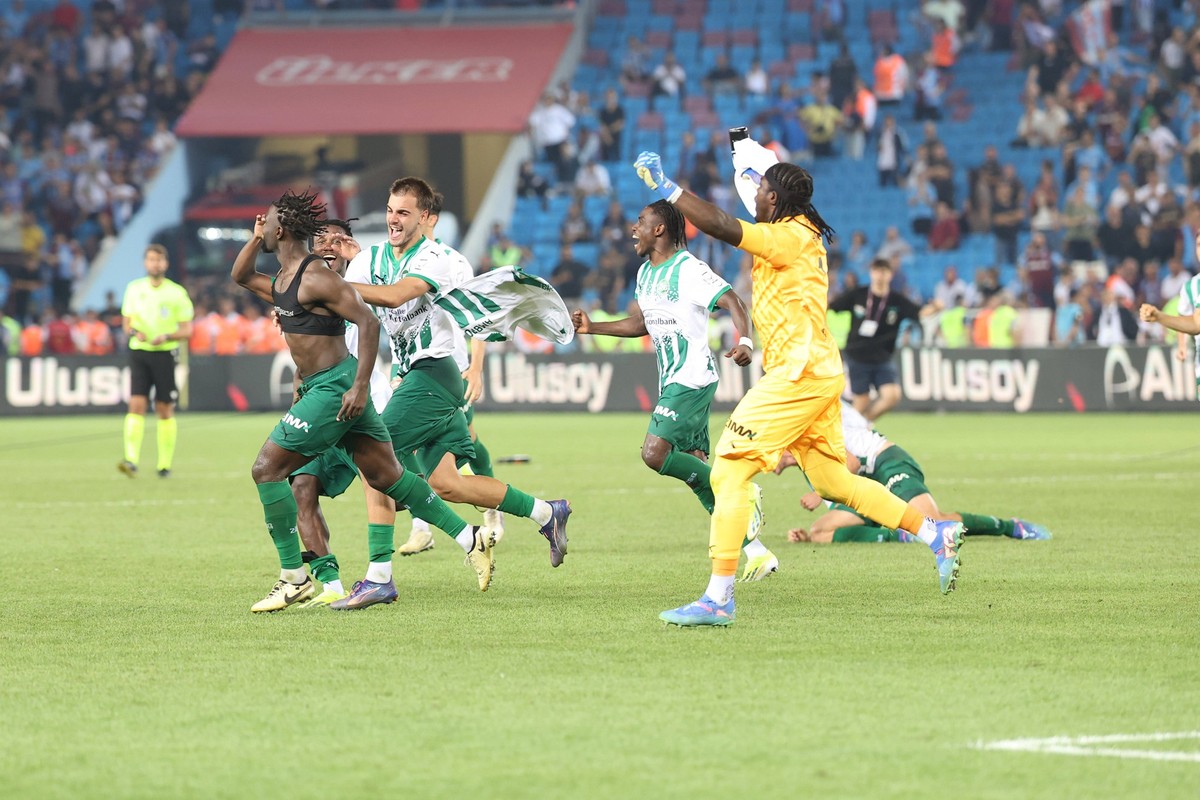 St Gallen players celebrated their victory and the joy of qualifying for theUEFA Conference League after during the UEFA Conference League Play-Offs Second Leg match between Trabzonspor and St Gallen  ...
