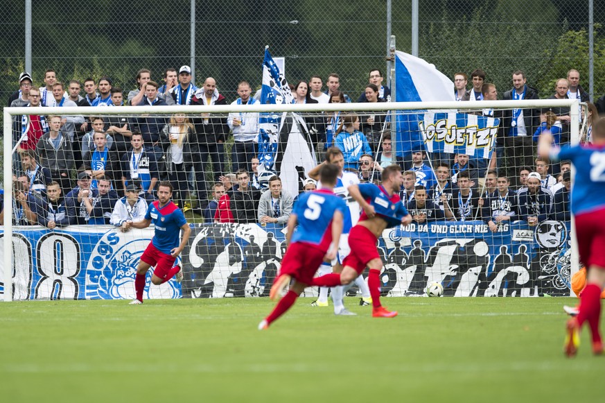 Severin Dätwyler trifft nach 25 Minuten für Cham. Erst in der Schlussphase vermag GC den Rückstand noch zu drehen.