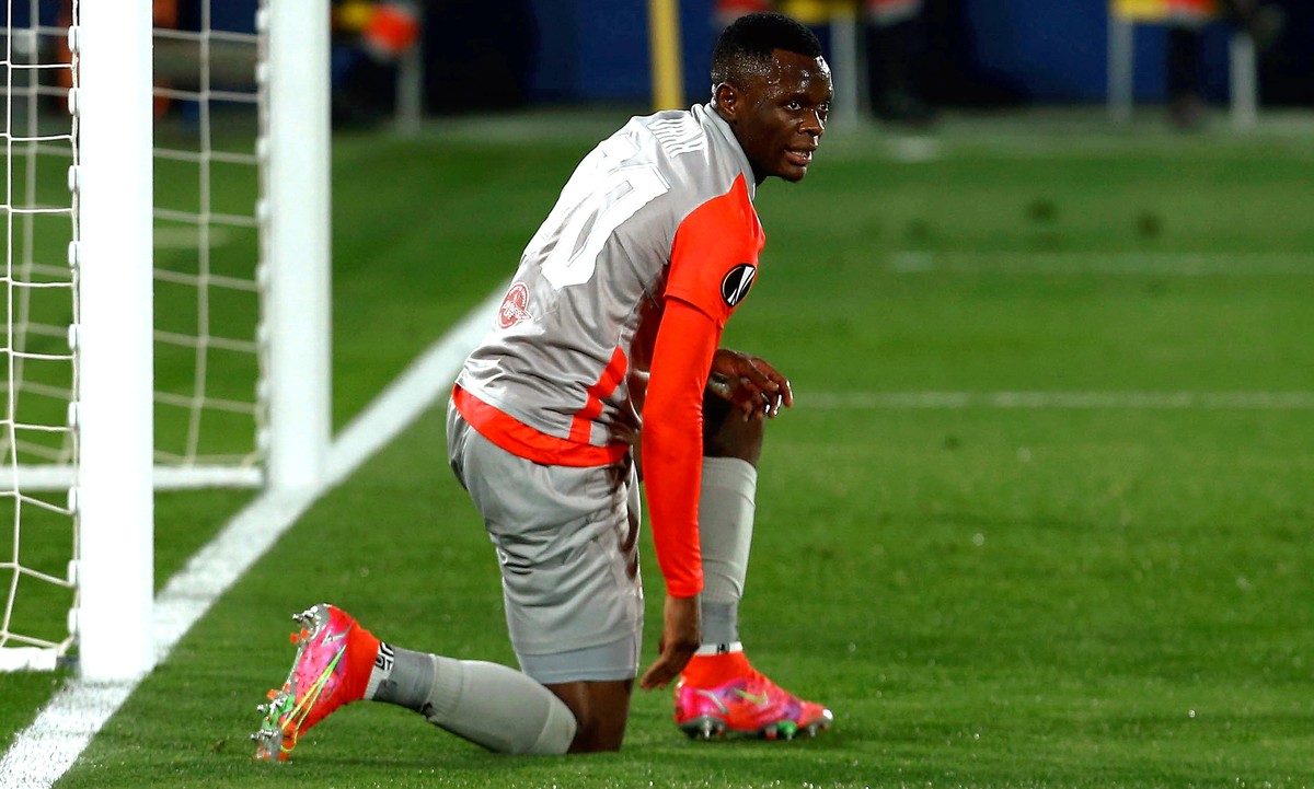 epa09036465 Salzburg's Patson Daka reacts during the UEFA Europa League round of 32, second leg soccer match between Villarreal CF and FC Salzburg at La Ceramica stadium in Villarreal, Spain, 25  ...