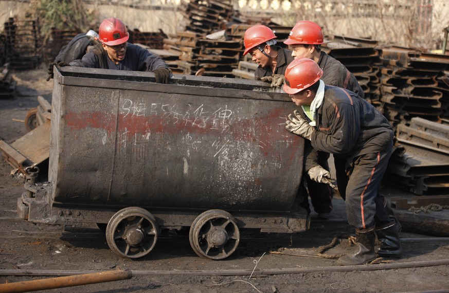 Chinesische Arbeiter einer Kohlemine in Huaibei.