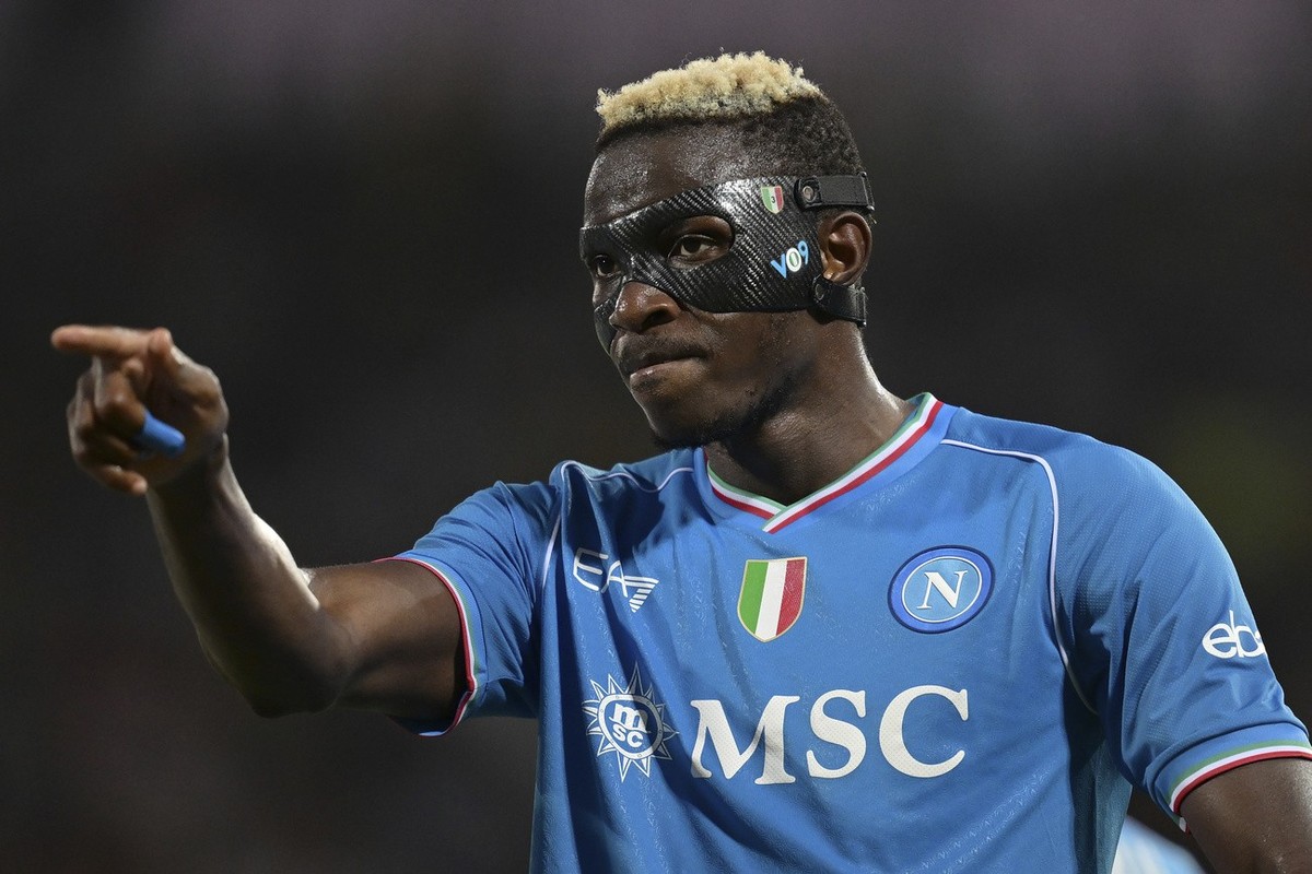 Napoli's Victor Osimhen celebrates scoring during the Serie A soccer match between Frosinone Calcio and SSC Napoli, at the Benito Stirpe stadium in Frosinone, Italy, Saturday Aug. 19, 2023. (Alfr ...