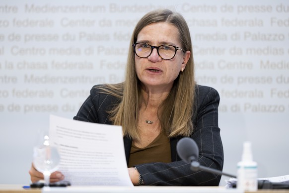 Virginie Masserey, Leiterin Sektion Infektionskontrolle, Bundesamt fuer Gesundheit BAG, spricht waehrend einer Medienkonferenz zur aktuellen Situation des Coronavirus, am Dienstag, 18. Januar 2022 in  ...