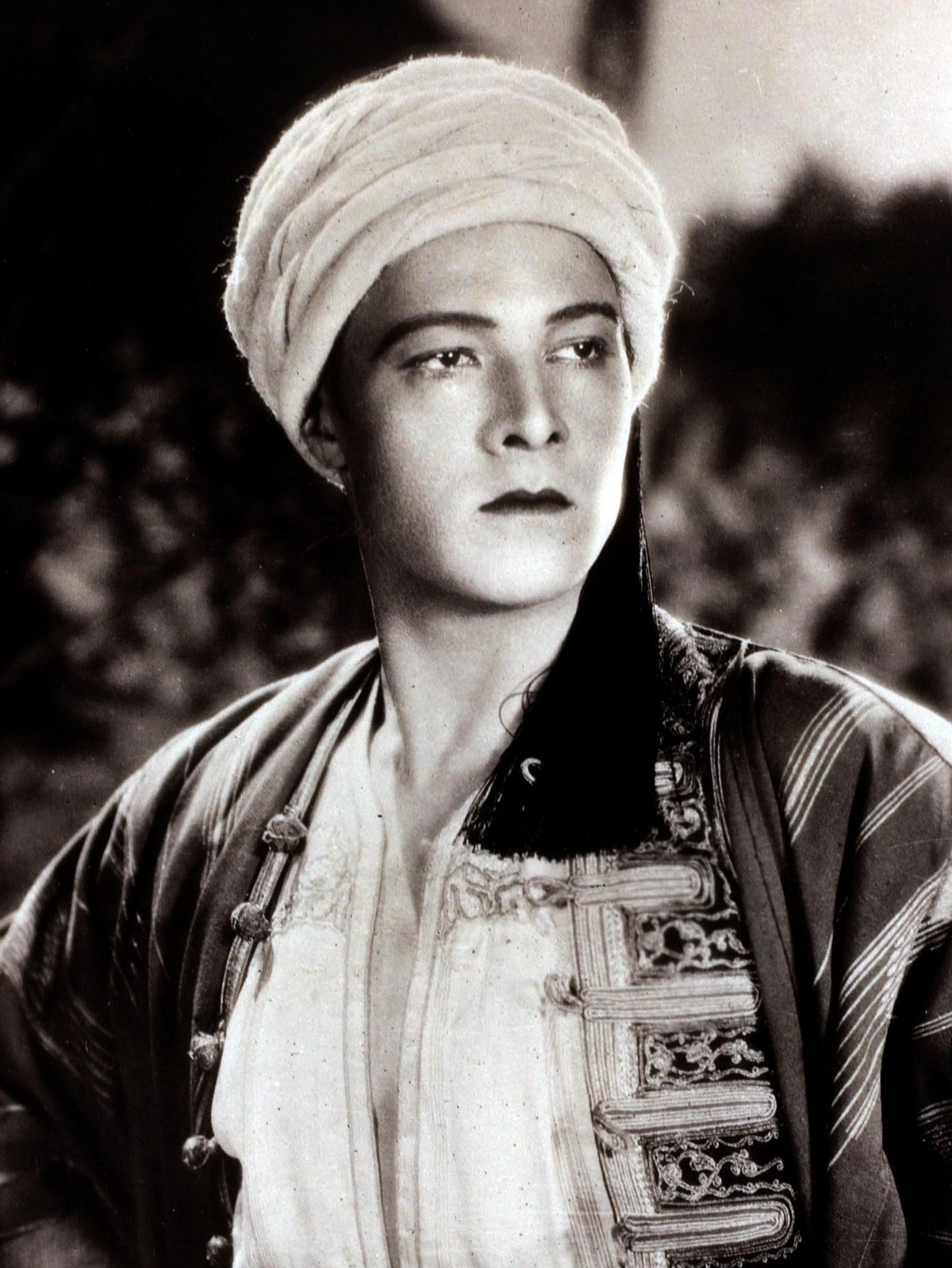 Cinema, Personalities, 1926, Italian born heart-throb actor Rudolph Valentino seen in an image from the film "The Son Of The Sheikh" (Photo by Popperfoto via Getty Images/Getty Images)