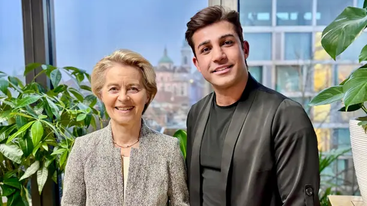 Mehdi Delaram mit seiner prominenten Kundin Ursula von der Leyen in seinem Atelier in Solothurn: Seit zehn Jahren vertraut die EU-Chefin auf die Handwerkskunst der Friseurmeisters.