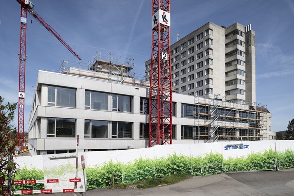 Das GZO Spital Wetzikon, fotografiert am Freitag, 5. April 2024 in Wetzikon. Das Kinderspital Zuerich und das Spital Wetzikon sind in finanzieller Schieflage. Die Zuercher Gesundheitsdirektion hat des ...