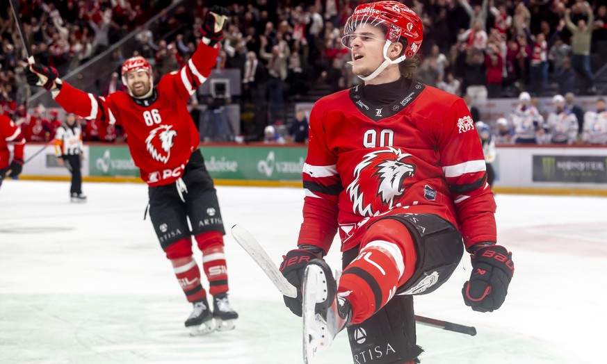 KEYPIX - Theo Rochette (LHC), right, celebrates his goal with his teammate Brendan Perlini (LHC) #86, during the third leg of the National League Swiss Championship final playoff game between Lausanne ...
