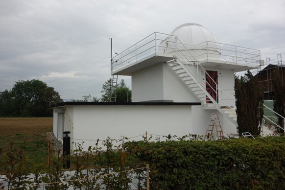 Space Eye: Die alte, von Willy Schaerer errichtete Sternwarte auf der Uecht.