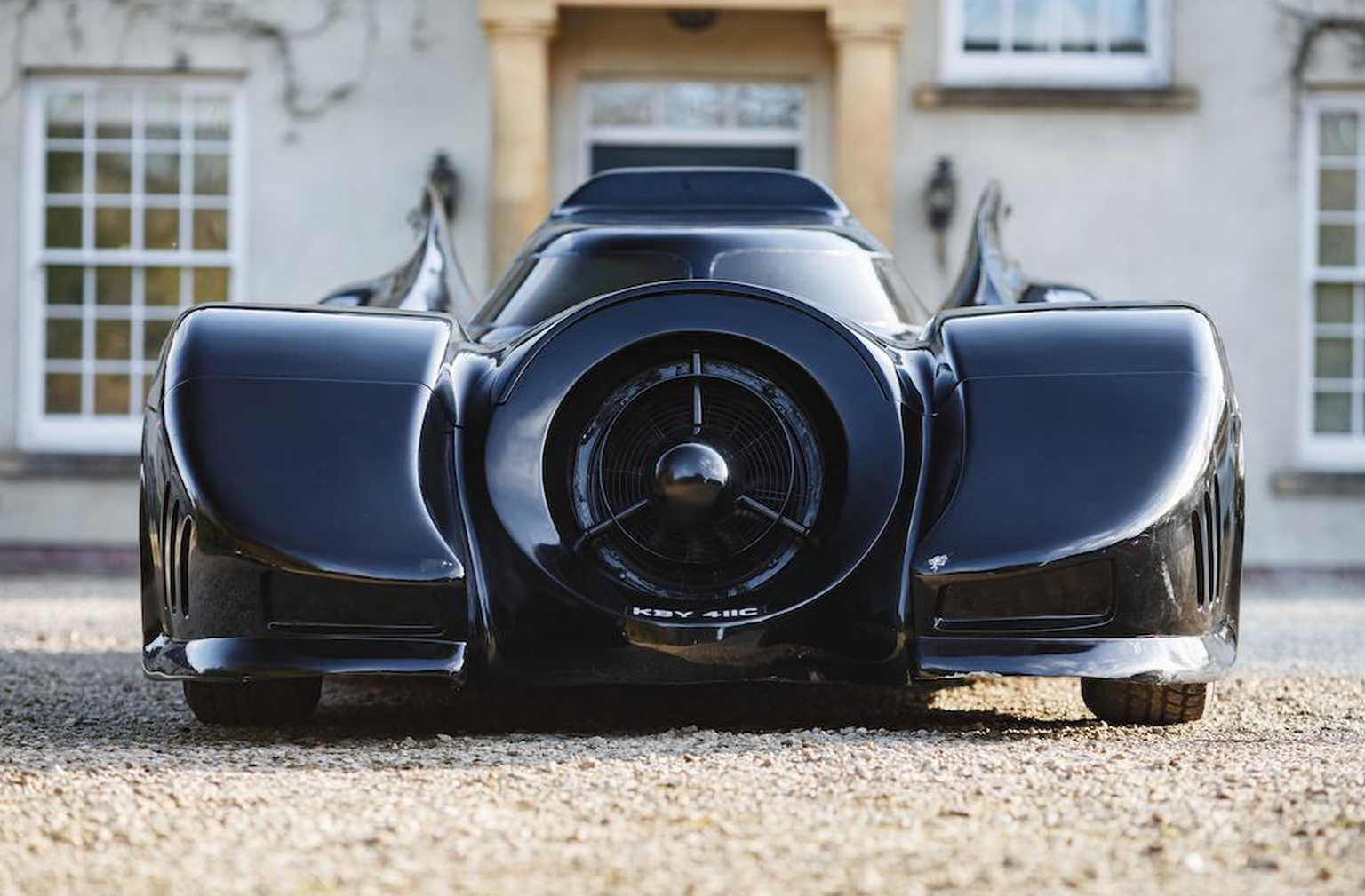 Z Cars Batmobile Replika Auto retro https://www.bonhams.com/auctions/26807/lot/89/