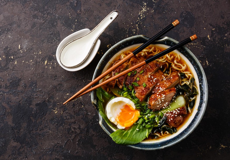 ramen ente suppe grilled duck asiatisch japanisch chinesisch japan china korea essen food