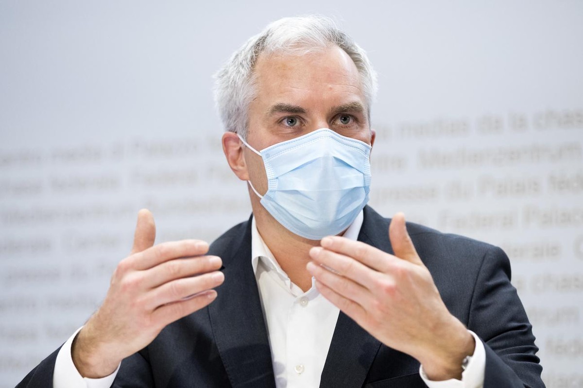 Martin Ackermann, Praesident, National COVID-19 Science Task Force, spricht waehrend einer Medienkonferenz zur aktuellen Situation des Coronavirus, am Mittwoch, 7. April 2021 in Bern. (KEYSTONE/Peter  ...