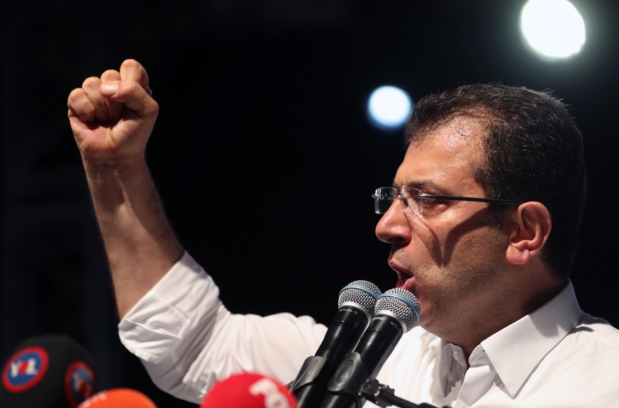 epa07552008 Istanbul Mayor Ekrem Imamoglu speaks during a protest against the rerun of Istanbul elections in Istanbul, Turkey, 06 May 2019. According to reports, the Turkish Electoral Commission has o ...