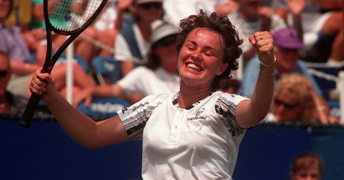 Jünger war keine Nummer 1 – Hingis erklimmt mit 16 erstmals den Tennis-Thron