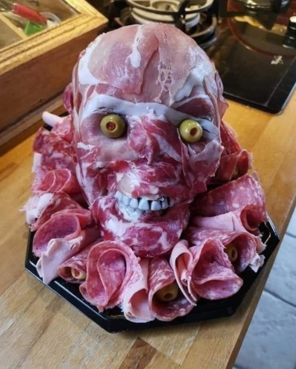 Are you hungry?  Then DO NOT click on this story!  No do not do that
