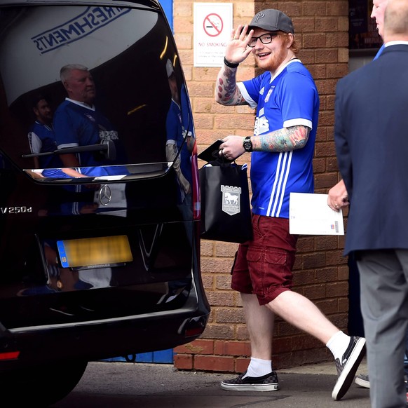 Sheeran bei einem Spiel an der Portman Road.