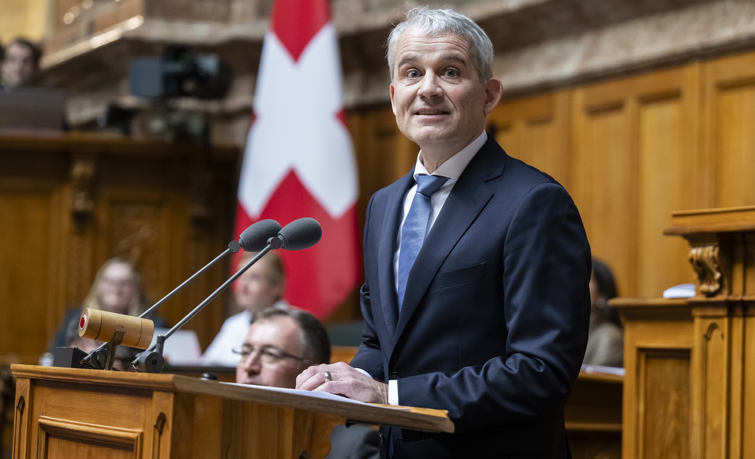 Der soeben zum Bundesrat gewaehlte Beat Jans, Regierungspraesident Basel-Stadt, erklaert Annahme der Wahl, waehrend den Gesamterneuerungswahlen des Bundesrates durch die Vereinigte Bundesversammlung,  ...