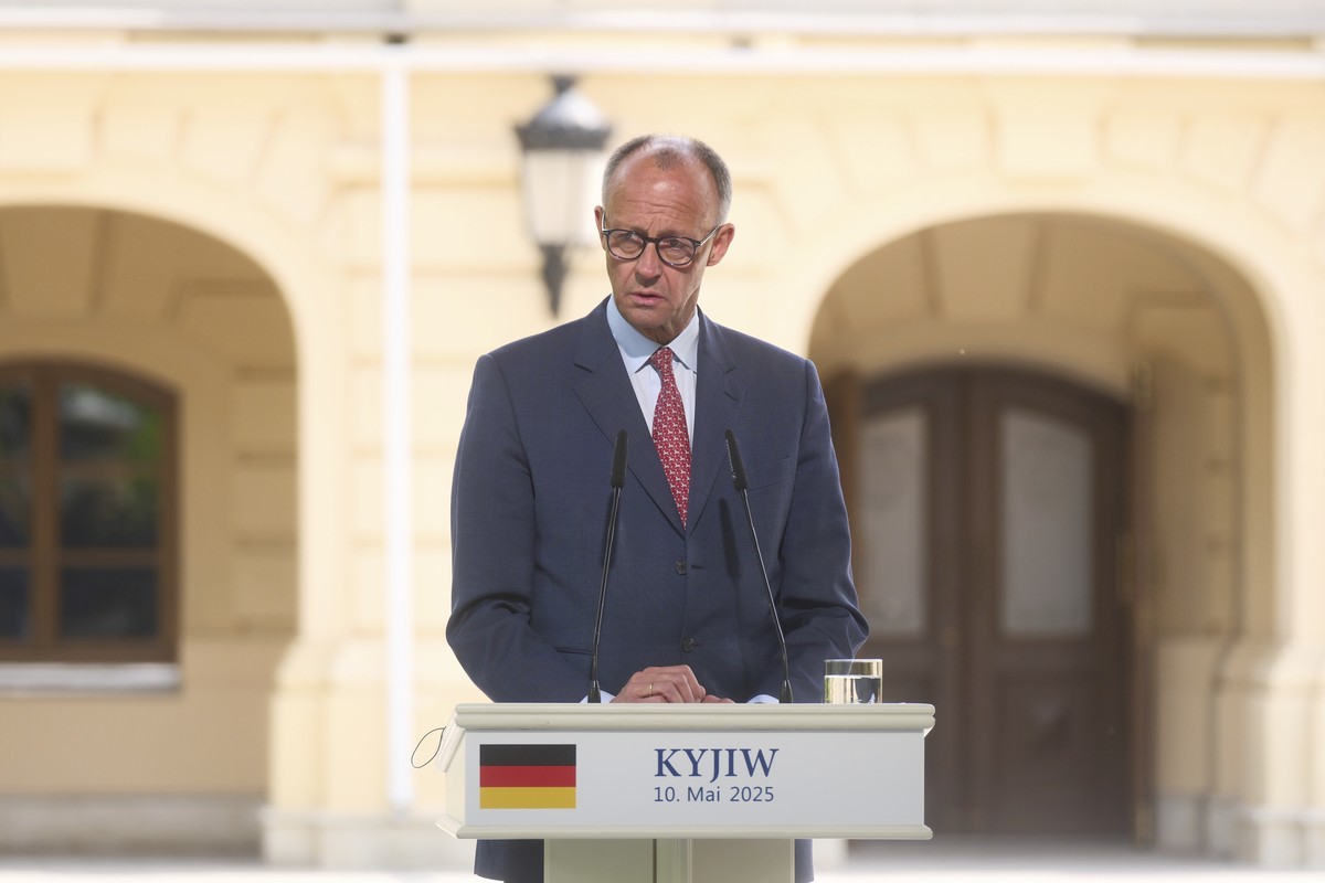 German Chancellor Friedrich Merz speeks during press conference at Mariinsky Palace in Kyiv, Ukraine, on Saturday, May 10, 2025. (AP Photo/Vitalii Nosach)
Russia Ukraine War