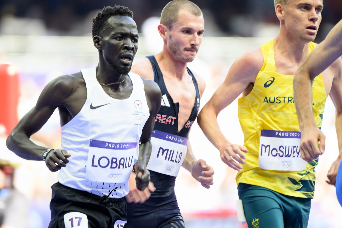 Dominic Lobalu of the Refugee Olympic Team and leaving in Switzerland competes during the men's 5000m Round 1 at the 2024 Paris Summer Olympics in Paris, France, Wednesday, August 7, 2024. (KEYST ...