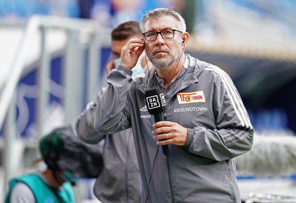 22.08.2021, Baden-W�rttemberg, Sinsheim: Fu�ball, Bundesliga, TSG 1899 Hoffenheim - 1. FC Union Berlin, 2. Spieltag, PreZero Arena: Unions Trainer Urs Fischer. WICHTIGER HINWEIS: Gem�� den Vorgaben de ...