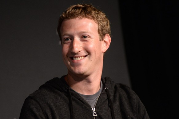 epa05756093 (FILE) - A file picture dated 18 September 2013 shows Facebook founder and CEO Mark Zuckerberg at the Newseum in Washington DC, USA. According to media reports on 28 January 2017, Zuckerbe ...