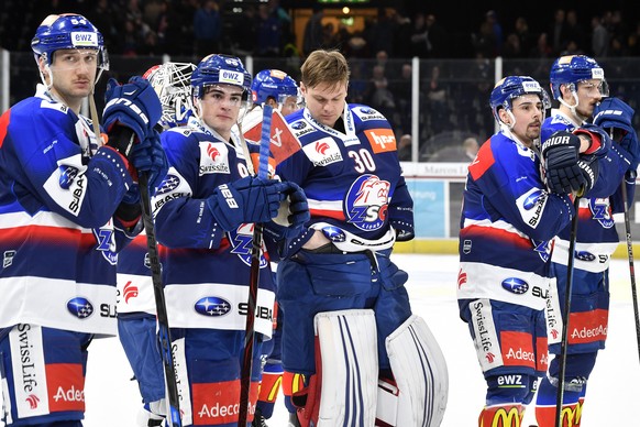 Frust bei den Zuerchern nach der Niederlage beim Eishockeyspiel der National League ZSC Lions gegen den 
Geneve-Servette HC im Zuercher Hallenstadion am Dienstag, 12. Februar 2019. (KEYSTONE /Walter B ...