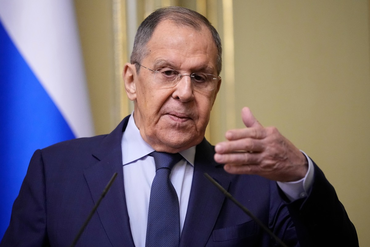 epa11943917 Russian Foreign Minister Sergei Lavrov speaks during a joint news conference with Zimbabwe's foreign minister following their talks in Moscow, Russia, 06 March 2025. EPA/PAVEL BEDNYAK ...