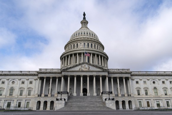 epa08703813 The US Capitol building in Washington, DC, USA, 28 September 2020. The confirmation hearings for US President Donald J. Trump&#039;s Supreme Court Nominee Judge Amy Coney Barrett could beg ...