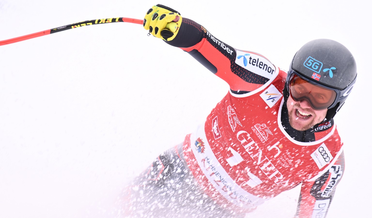 epa09699461 Aleksander Aamodt Kilde of Norway reacts in the finish area during the men&#039;s Downhill race of the FIS Alpine Skiing World Cup event in Kitzbuehel, Austria, 21 January 2022. EPA/CHRIST ...