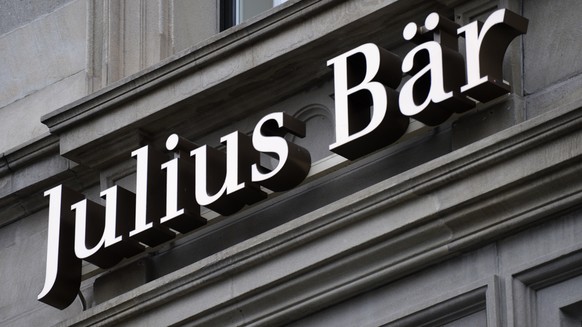 ZUM AKTUELLEN GEWINNRUECKGANG VON JULIUS BAER STELLEN WIR IHNEN FOLGENDES BILDMATERIAL ZUR VERFUEGUNG --- Die Bank Julius Bär weist für das vergangene Jahr einen Rückgang des Konzerngewinnes um 30 Pro ...