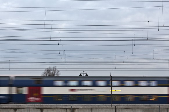 Momentan gibt es auf dem SBB-Netz viele Baustellen. Auch deshalb benötigt die Bahn mehr Lokführer.