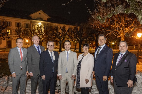 Die Gesammtregierung des Kanton Schwyz mit, Damian Meier, Herbert Huwyler, Michael Staehli, Andre Rueegsegger, Petra Steimen-Rickenbacher, Sandro Patierno und Xaver Schuler, von links, anlaesslich des ...