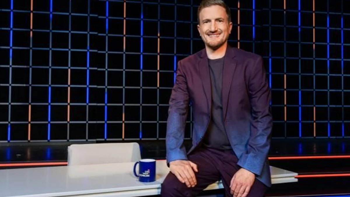 SRF-Comedian-B-sser-Seit-diesem-Shitstorm-habe-ich-eine-Schere-im-Kopf-