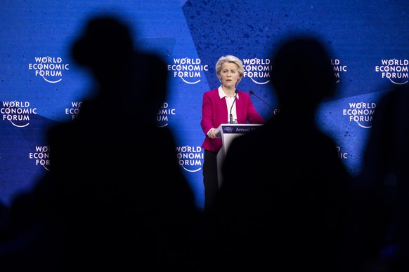 epa09971140 Ursula von der Leyen, President of the European Commission addresses a plenary session during the 51st annual meeting of the World Economic Forum, WEF, in Davos, Switzerland, 24 May 2022.  ...