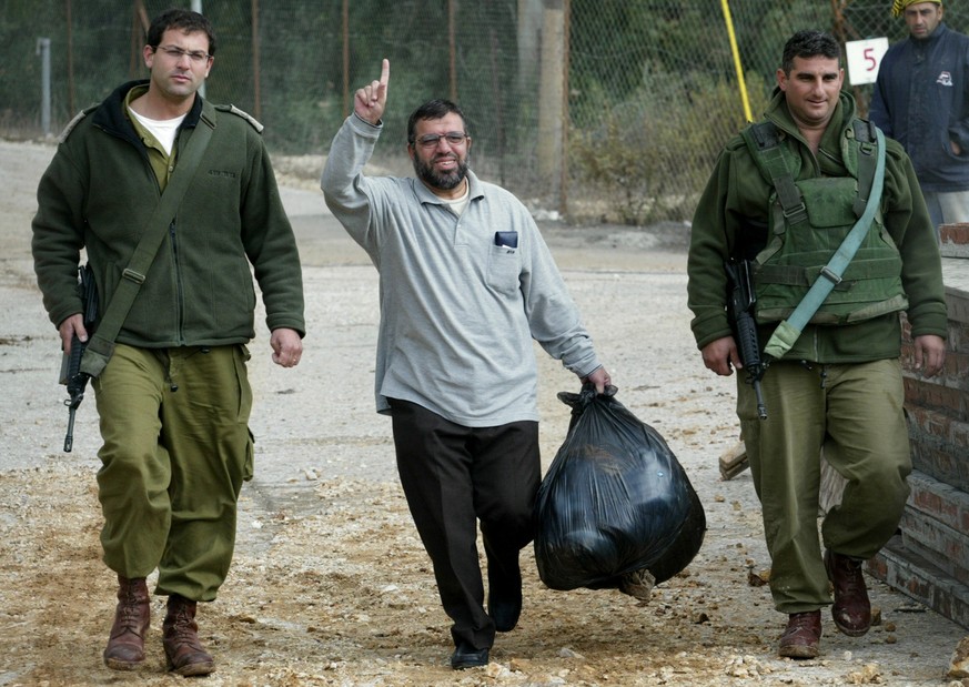 Wird von israelischen Sicherheitskräften immer wieder festgesetzt: Hassan Jussef, hier auf einer Archivaufnahme.