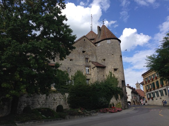 Das Schloss Murten beim Eingang zur Altstadt.