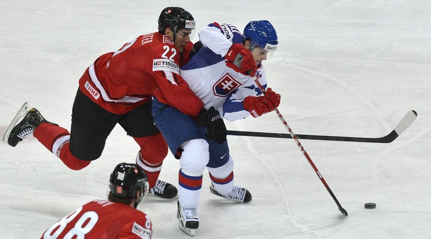 Schweiz gegen Slowakei, ausnahmsweise ein WM-, statt ein Testspiel: Niederreiter 2012 gegen Kopecky.