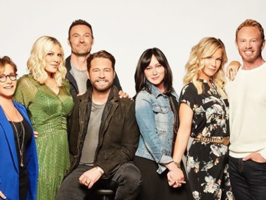 Eine Crew in den Startlöchern: Ein neuer Trailer zeigt die vorfreudigen Protagonisten der Kultserie &quot;Beverly Hills, 90210&quot;, die im August als Neuauflage ins US-Fernsehen kommt. (Instagram)