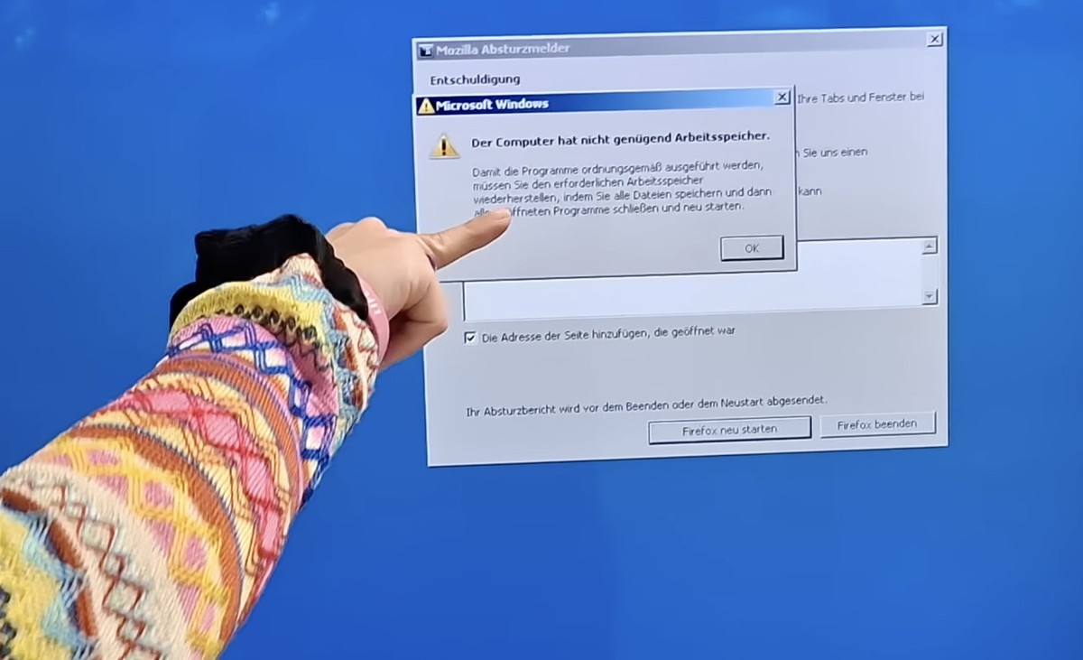 YouTuber Louis Rossmann veräppelt SBB wegen uralter Windows-Software
