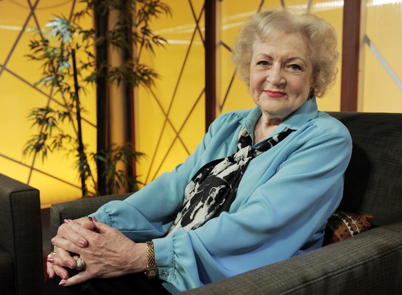 FILE - Actress Betty White poses for a portrait following her appearance on the television talk show &quot;In the House,&quot; in Burbank, Calif., Tuesday, Nov. 24, 2009. On Friday, Jan. 7, 2022, The  ...