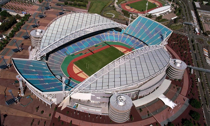 Das Olympiastadion vor den Spielen von oben.