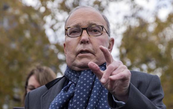 epa07179619 Director of the National Economic Council Larry Kudlow, speaks to the media outside the White House in Washington, DC, USA, 20 November 2018. EPA/ERIK S. LESSER