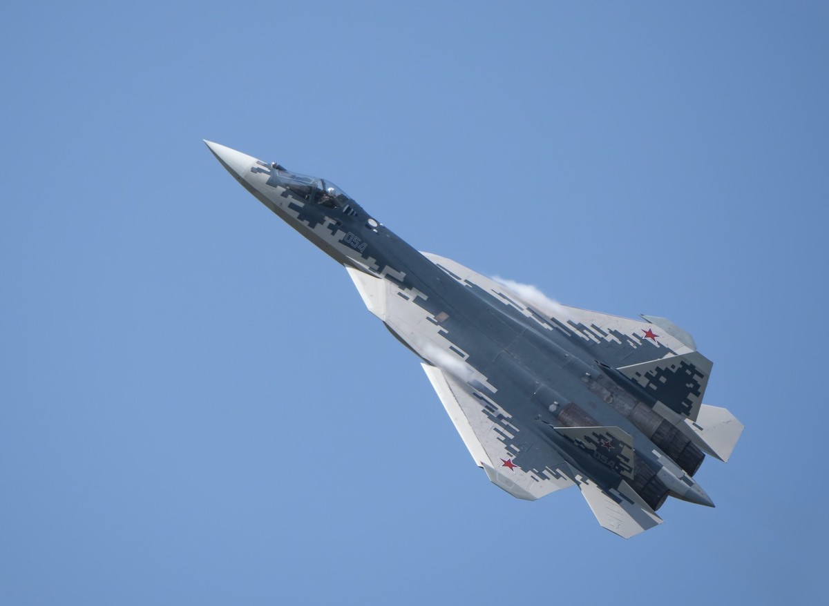 Un avion de combat Su-57 russe