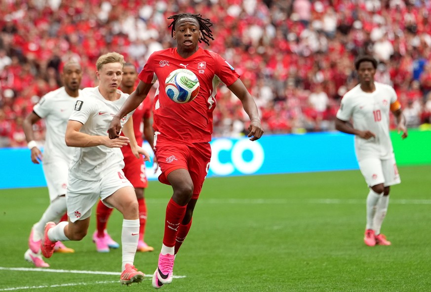 epa13061645 Johan Manzambi of Switzerland in action during the FIFA World Cup 2026 group stage match Switzerland against Canada, in Vancouver, Canada, 24 June 2026. EPA/BOB FRID