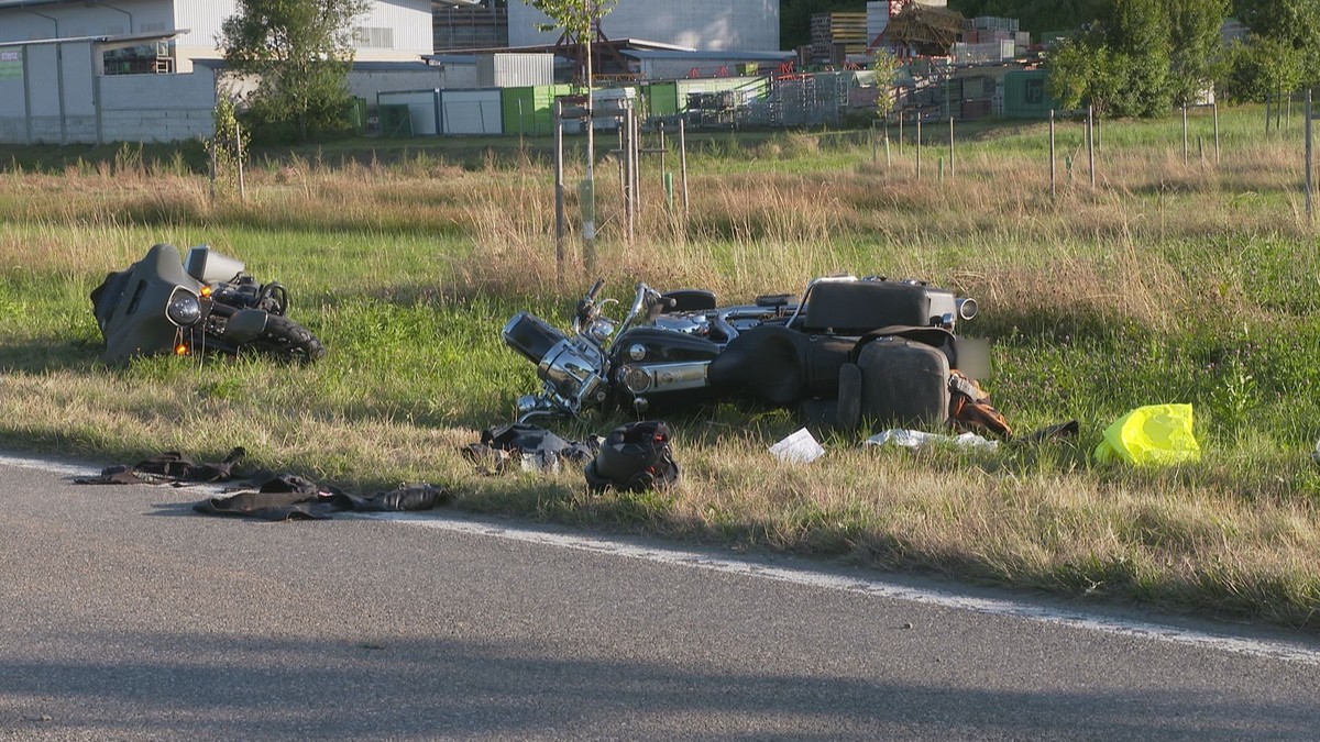 mit-harley-davidson-in-niederwil-ag-gest-rzt-2-t-fffahrer-schwer-verletzt