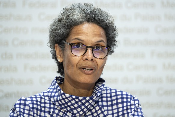 Linda Nartey, Kantonsaerztin Bern, aeussert sich an einem Point de Presse zum Coronavirus COVID -19, am Donnerstag, 9. Juli 2020, in Bern. (KEYSTONE/Peter Schneider)