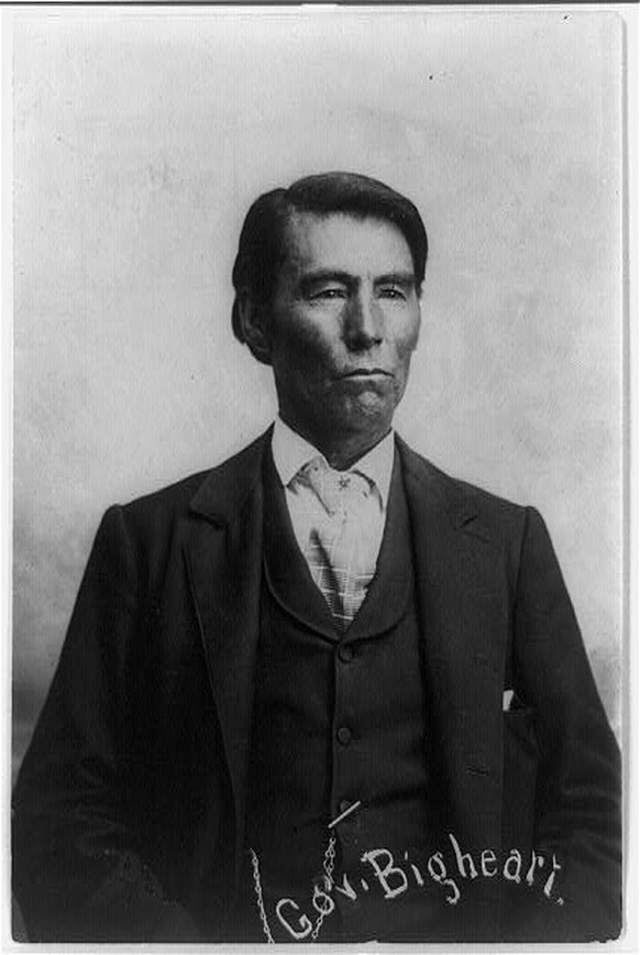 Chief James Bigheart Osage Indian

https://www.loc.gov/pictures/item/89706432/