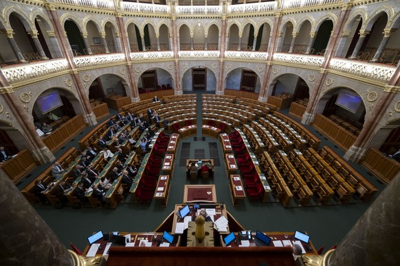 General view of the Hungarian parliament as Fidesz and KDNP stay away from the vote on the ratification of Sweden&#039;s NATO membership, in Budapest, Monday, Feb. 5, 202. As Hungary remains the last  ...