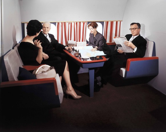 Lounge in der First-Class-Kabine einer Douglas DC-8-53