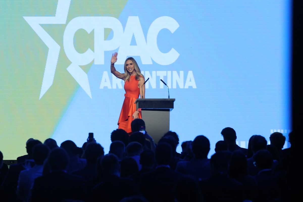 epa11756853 Co-chair of the Republican National Committee Lara Trump waves after giving a speech during the Conservative Political Action Conference (CPAC) in Buenos Aires, Argentina, 04 December 2024 ...