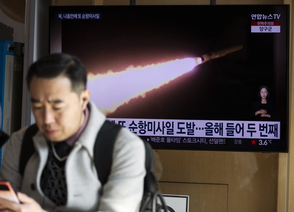 epa11109546 A man watches a news broadcast pertaining to a North Korean missile launch, at a station in Seoul, South Korea, 28 January 2024. According to South Korea&#039;s Joint Chiefs of Staff (JCS) ...